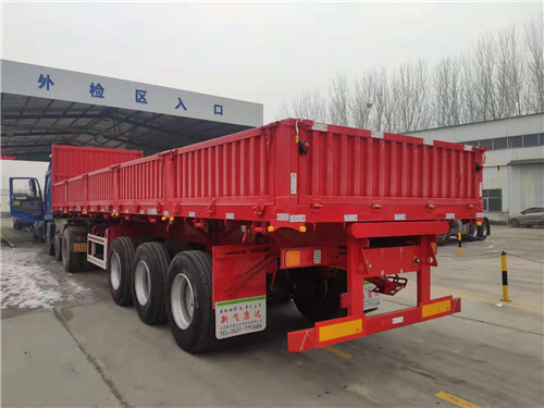 自卸半掛車廠家